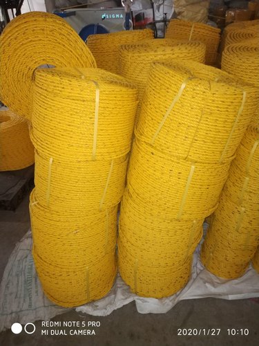 Yellow 4MM-32MM 3 Strand Polypropylene Rope, For Industrial