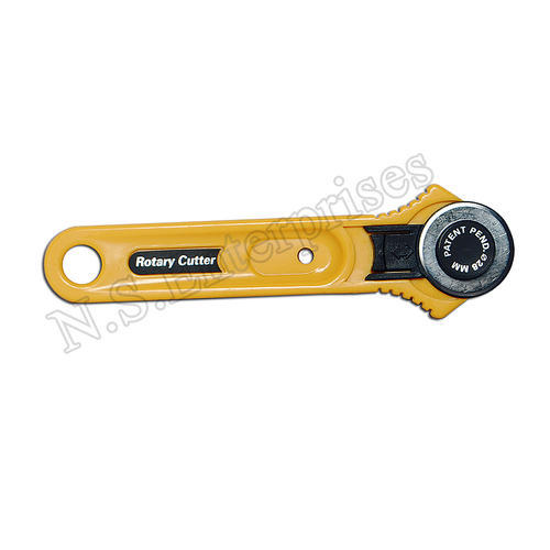 YELLOW 28mm Roller Cutter, Manual