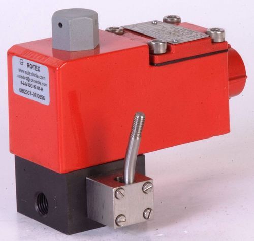 150 Bar 3 Way High Pressure Solenoid Valve, Size: 0.8 mm