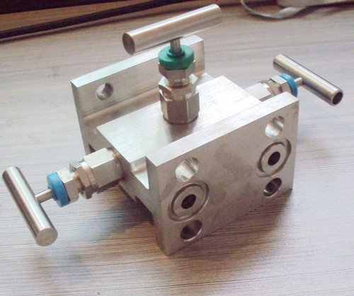 3 Way Manifold