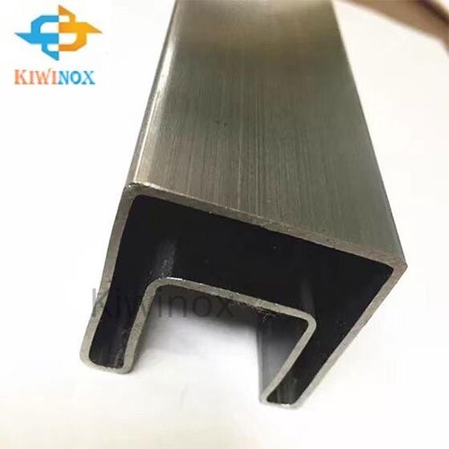 Rectangular Silver 60x40 SS Slotted Pipe, Thickness: 1.2 And 1.35mm