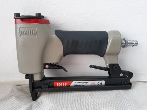 500 Gm Air Stapler Gun, Warranty: 3 Month, 21 Gauge