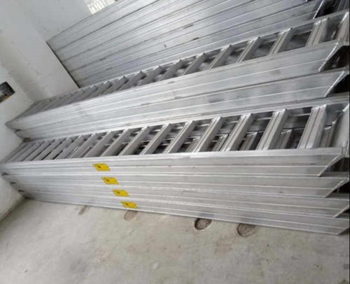 Aluminum Loading Car Ramps, Size/Capacity: Custom