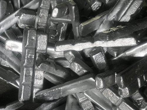 Silver Rectangular Aluminium Notch Bar