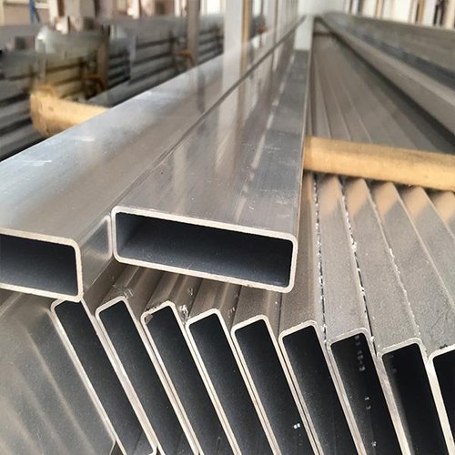 Aluminium Rectangular Tube, Size: 4, Thickness: 3mm