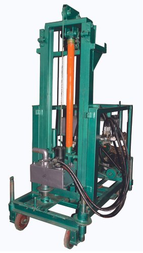Mild Steel Portable Hydraulic water Borewell Machine