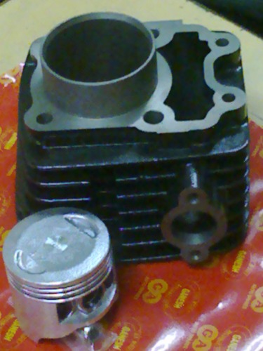 Bajaj Ct-100 Cylinder Kit