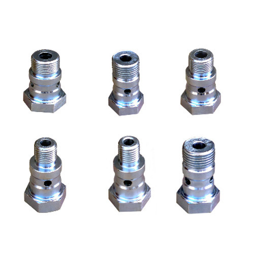 Stainless Steel Banjo Bolt, For Tractor, Size: 1.5