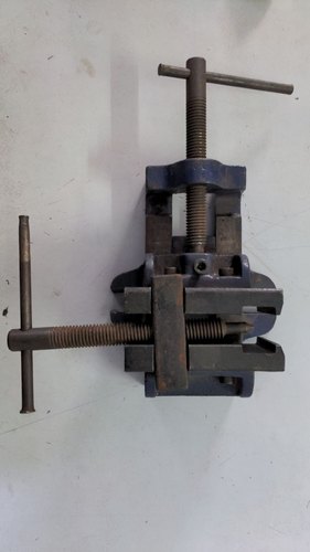 Cast Iron Bearing Puller Vice, For Industrial, Size: 150 Mm