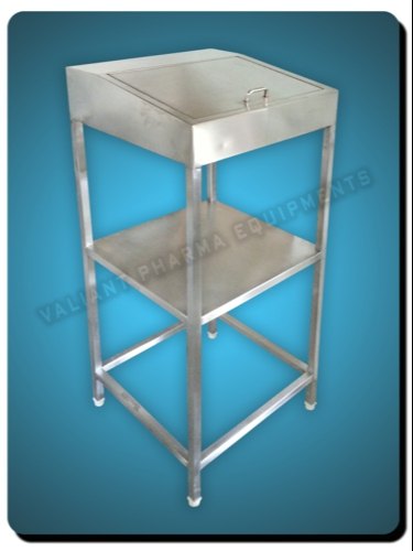 Valiant Ss BMR Stand, For Laboratory, Size: 3 Feets