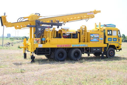 Vaibhav Bore Well Drilling Machine, Capacity: 2000 Feet