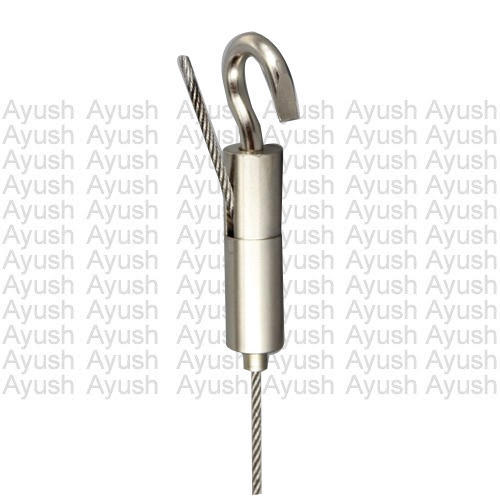 Ayush Brass Hook Gripper