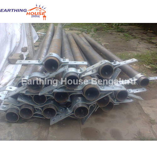 Round Cast Iron Pipe With Clamp, 13 Mm