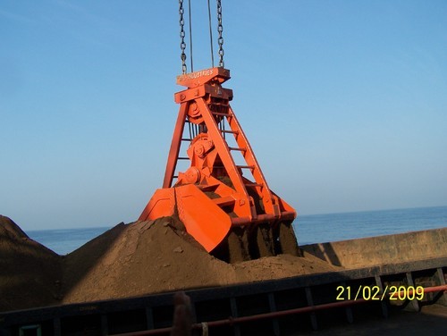 Mechanical Clamshell Grab For Iron Ore