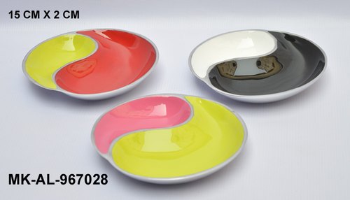 Red & Yellow Good Aluminium Plates, Thickness: Normal, Material Grade: Good
