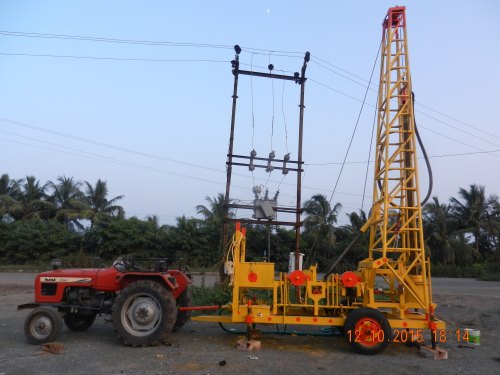 modern Rotary Water Well Drill Rig, Model Name/Number: MDRN-550, Capacity: 550 Ft