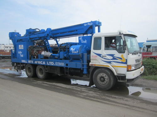 Semi-Automatic DTH Cum Rotary Water Well Drilling Rig, Size: 1500 Feet, Model: SOLID-45