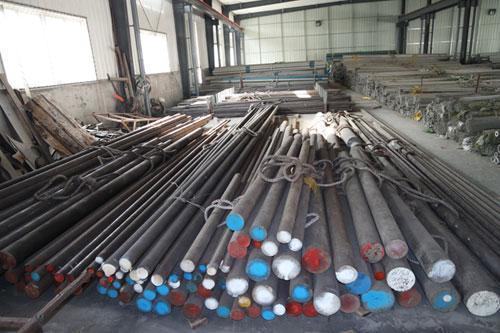 Hot Rolled EN 47 Spring Steel Rods, For Automobile Industry, For Construction