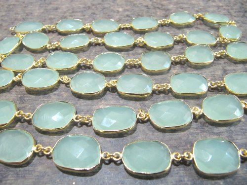 Green Reen Color Chalcedony Free Shape Briolette 10 To 15mm, For Jewelry