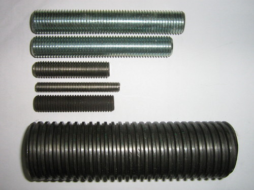 Stainless Steel Fully Threaded Stud Bolt SA 193 GR B7, Size: 1/2-2 inch