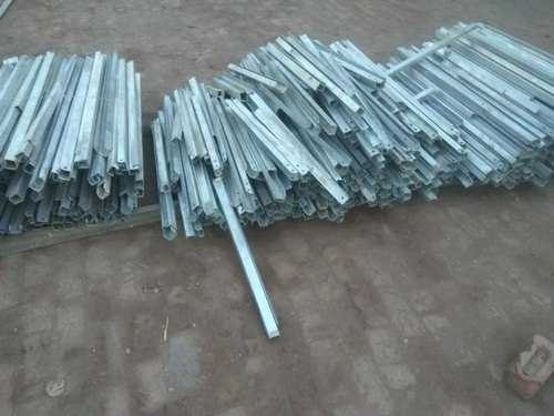 Angular Prefab Galvanize Steel Structure, For Construction