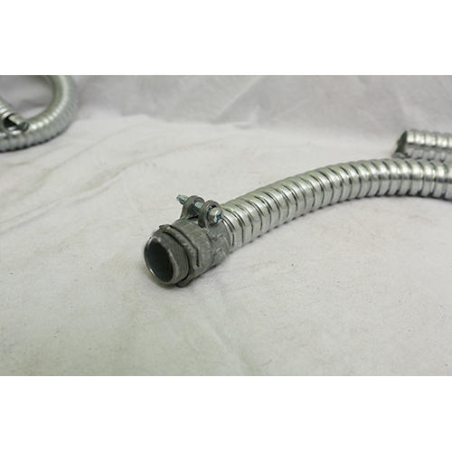 Galvanized Iron Silver Nut Screw GI Flexible Conduit, For Industrial