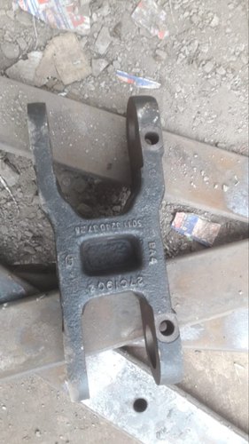 rsi Mild Steel SHACKLE, Vehicle Model: tata3718, Size: 50*148