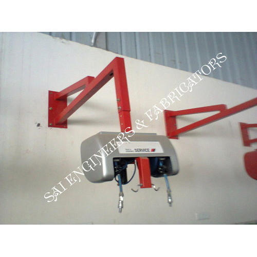 Hero Pneumatic Hanger, For Two Wheeler Garage, Model Name/Number: Pb-125