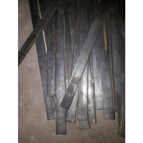 Flat Hot Rolled Steel Strips, Thickness: 2-5 Mm