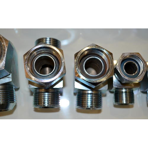 1 inch Threaded Hydraulic Swivel Tee