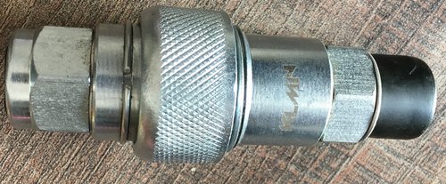 KLMN Mild Steel MALE FEMALE COUPLING, For Pneumatic Connections, Size: 1 inch