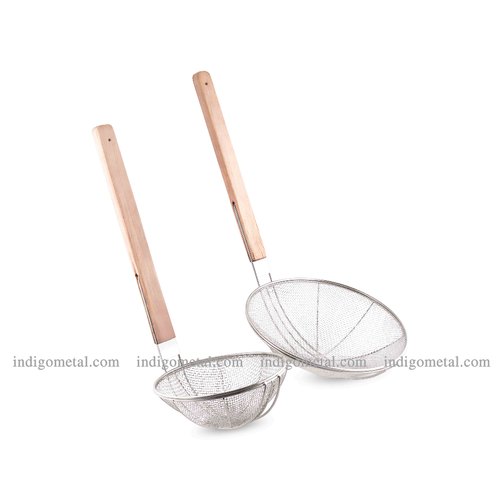 KITCHEN WOODEN HANDLE SKIMMER - STAINLESS STEEL, For RESTAURANT