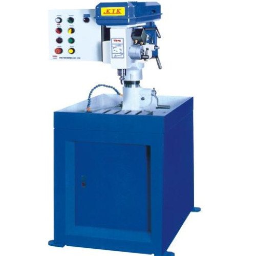 Lead Screw Automatic Tapping Machine