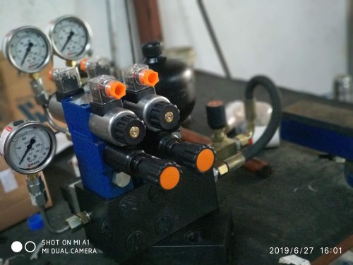 HYDRAULIC CARBON STEEL MANIFOLD BLOCK WITH SOLENOID VALVE, For Industrial