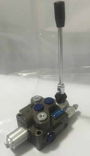 VTEK 315 Bar Manual Operated Directional Control Valve, Model Name/Number: T-1-40