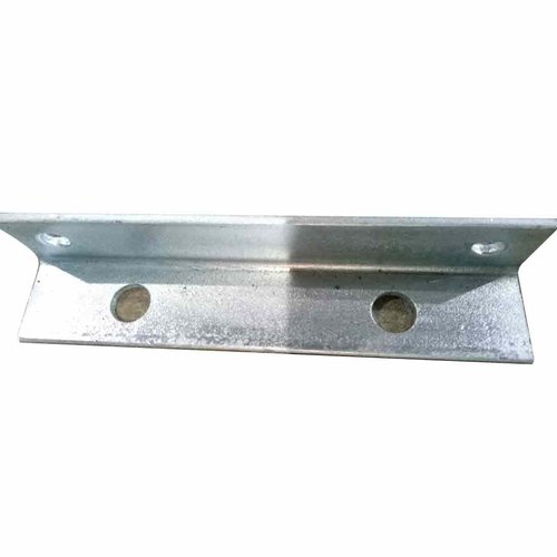 Silver Ms Mild Steel Angle Rest Cl, For Industrial, Size: 6mm