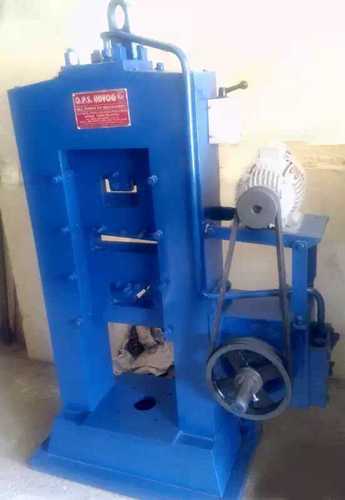 PARAS Iron Cutter Multipurpose Hydraulic Operated With Three Dies