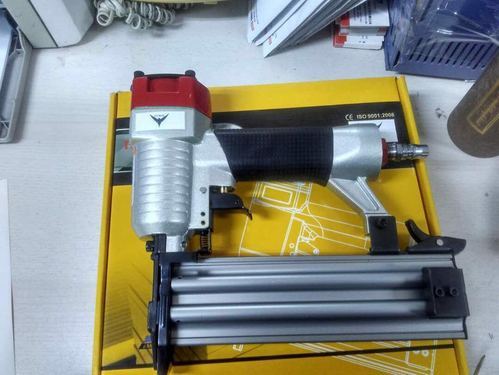 Sumake Air Operated Nailer, Warranty: No warranty