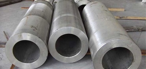 Round Alloy Steel P22 Seamless Pipes, Size: 1/2NB - 36NB
