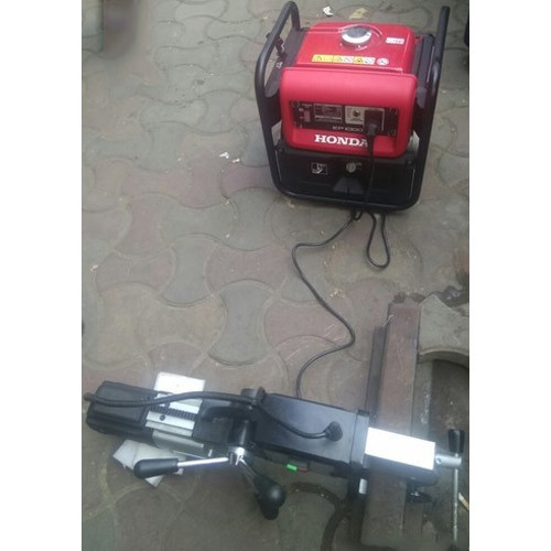 Portable Rail Drill Machine With Honda Genrator., METCUT 38