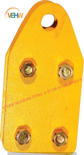 Vishwakarma Yellow Cast Iron Locking Sag Clamp for Industrial