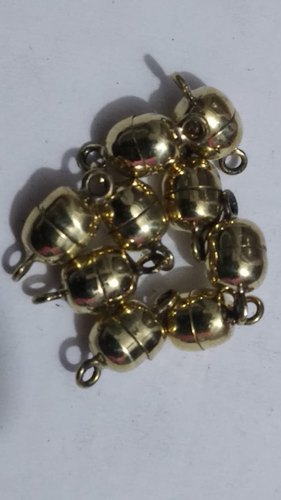 Brass Metal Magnetic Clasp, 6 Grams, Size: 6 Mm Round