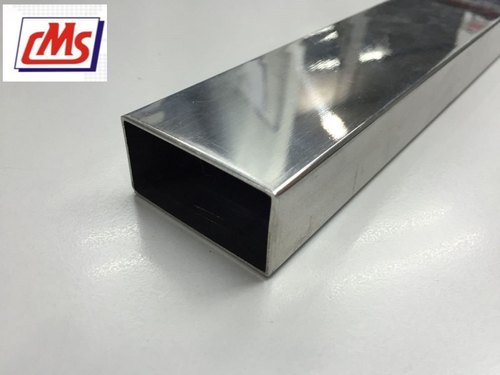 SS 304 Rectangular Pipe 13 X 26 X 0.9 X 6000