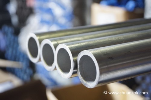 Round Stainless Steel 904L Seamless Pipe, Size: Upto 20 Inches