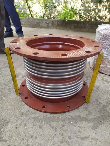 Stainless Steel Expansion Joint, For Pneumatic Connections, Thread Size: 3 Inches