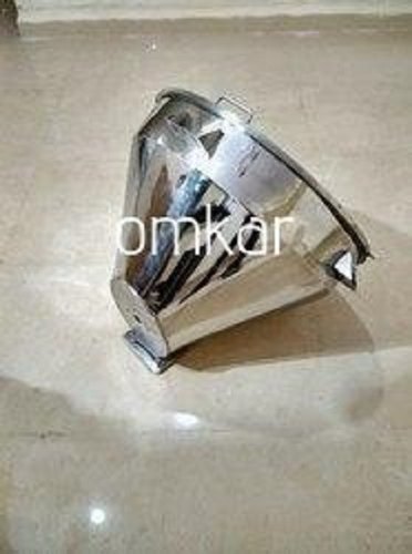 Omkar Industries Hooper Stainless Steel Hoppers for Industrial, Weight Capacity: 50 Kg