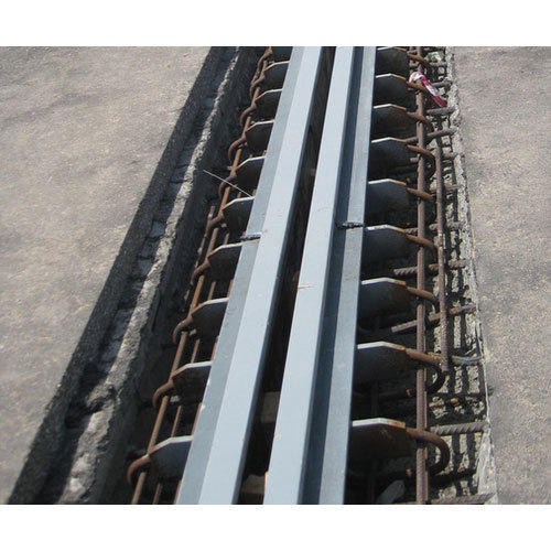 Deesawala Cast Steel Strip Seal Expansion Joints, For Sealing System, For Pneumatic Connections