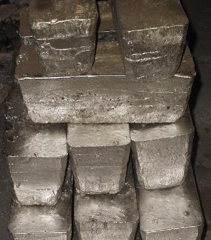 White Metal-Tin -Sn Ingots