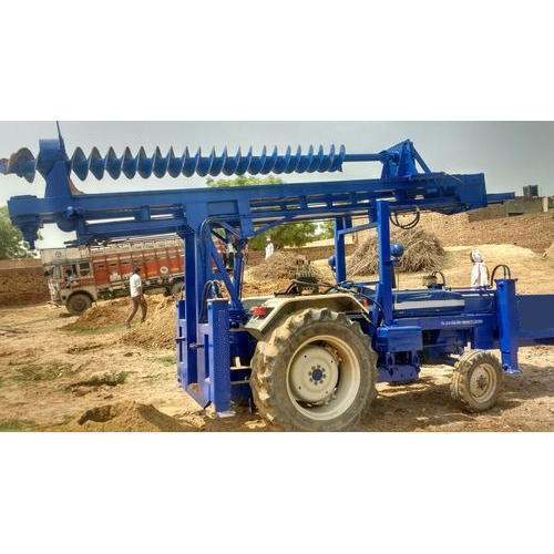 Semi-automatic Tractor Mounted Cylinder Mast Rig, Capacity: 0-50 Feet