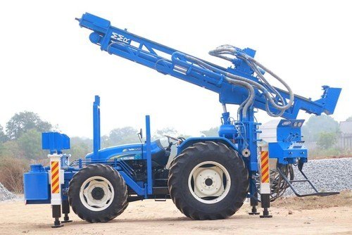 TRACTOR MOUNTED DRILL RIG, Drilling Rig Type: Land Based Drilling Rigs